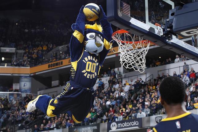 广厦：孙铭徽饱受肩伤困扰 无缘世界杯大名单