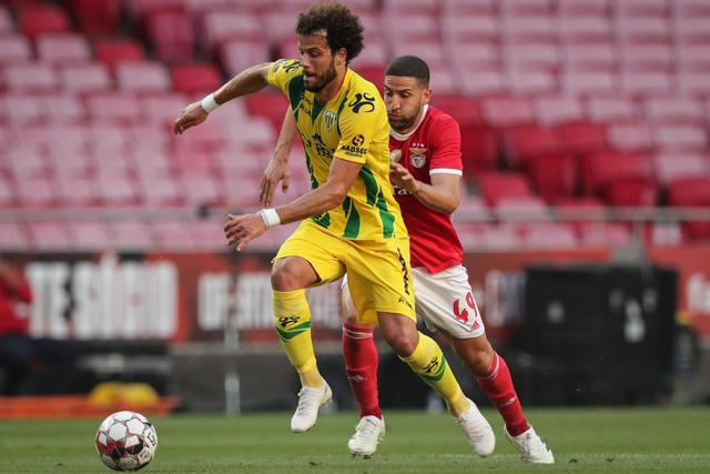 弗格34+10付豪18分 辽宁再胜新疆总比分2-0